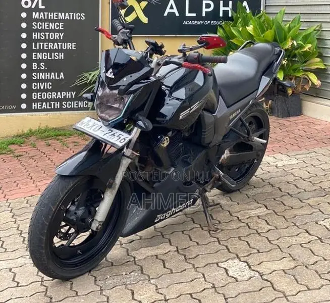 Yamaha FZS V1 2012