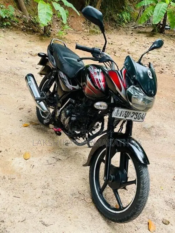 Bajaj Discover 2012