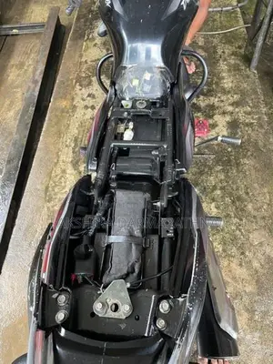 Bajaj Discover 2012