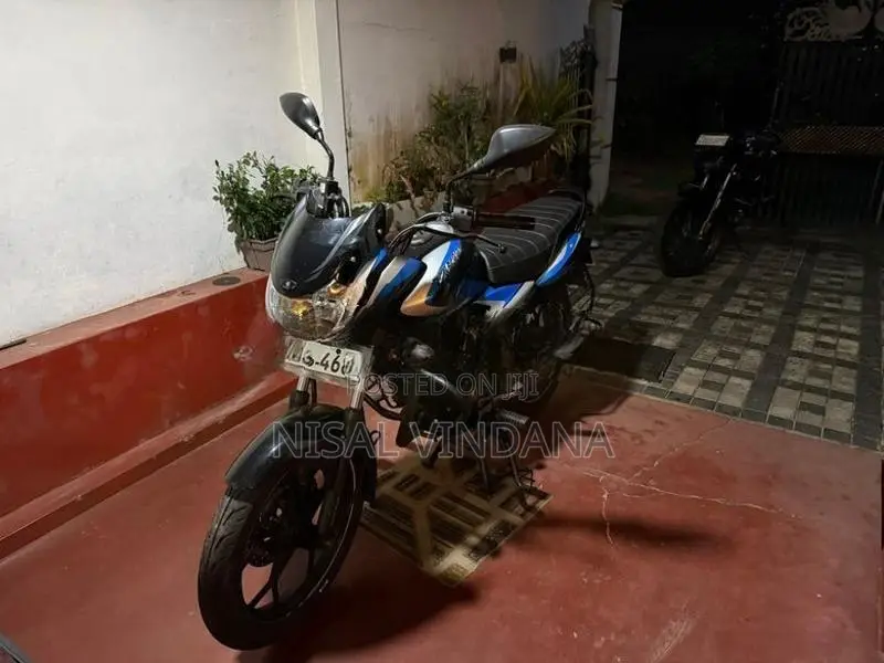 Bajaj Discover 125 2025