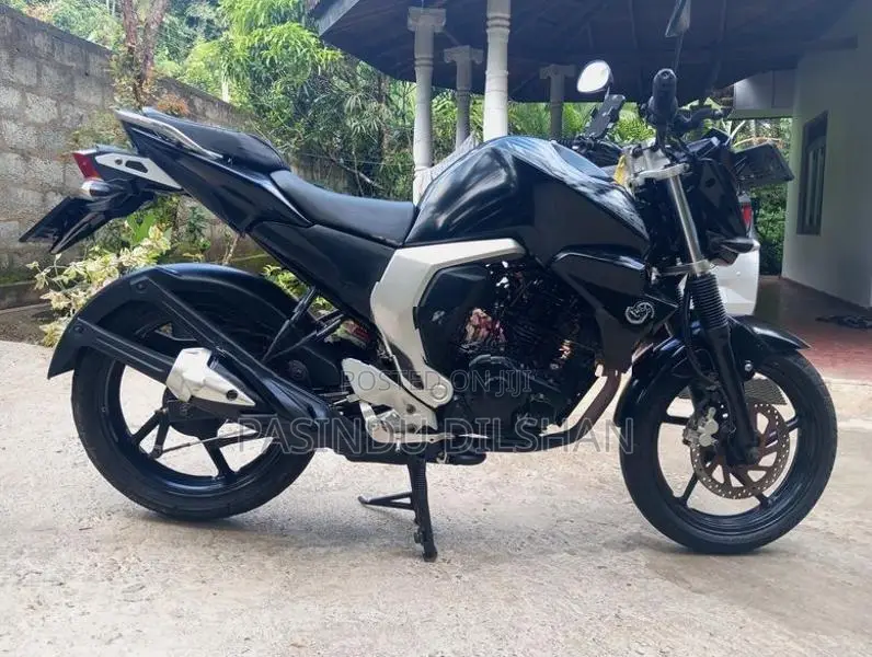 Yamaha FZs V2 2016