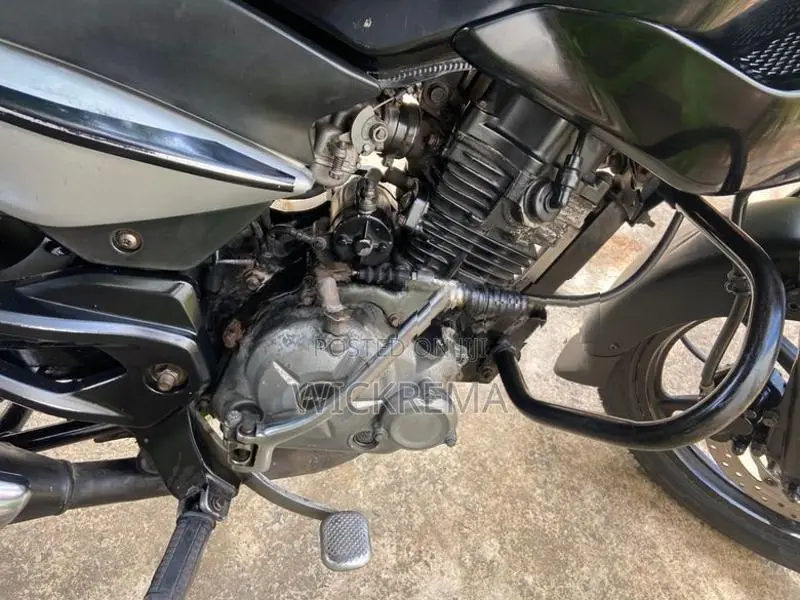 Bajaj Pulsar 135 2011