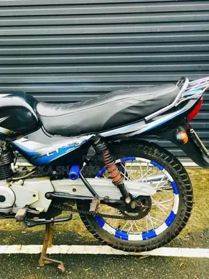 Bajaj CT100 2016