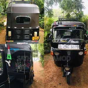 Bajaj RE 2013