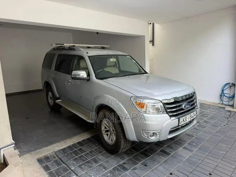 Ford Everest 2011