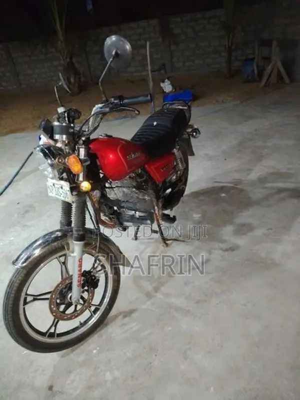 Senaro GN 125 2025