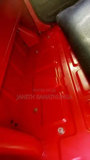 Bajaj RE 2016