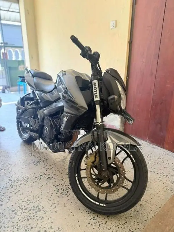 Bajaj Pulsar NS200 2019