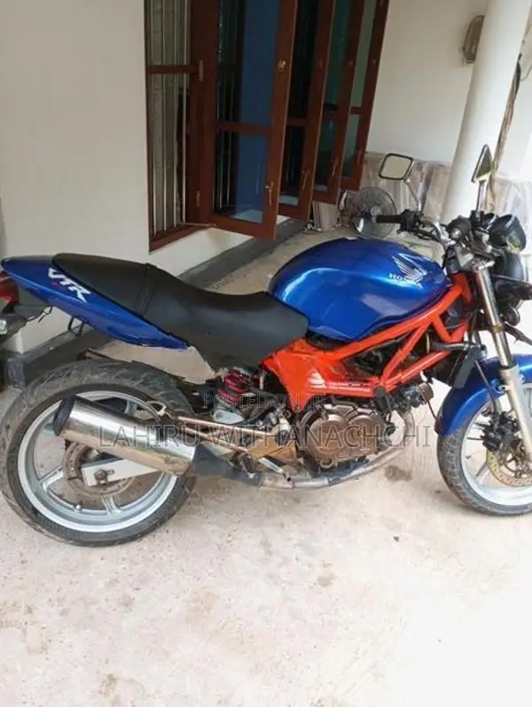 Honda VTR 250 2009