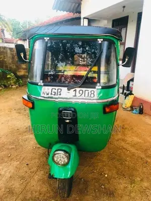 Bajaj RE 2002