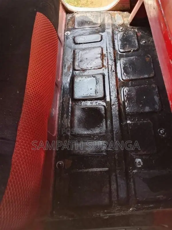 Bajaj RE 2003