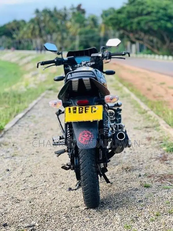 Bajaj Pulsar 150 2016