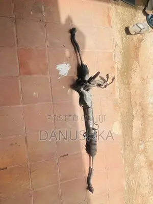 Toyota Vitz Power Steering Rack