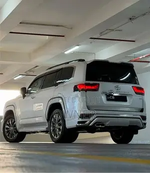 Toyota Land Cruiser LC 300 Diesel 2023
