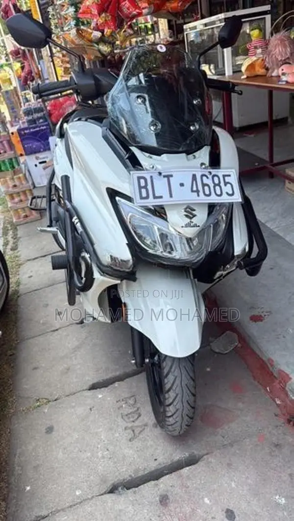 Suzuki Burgman 125 2026