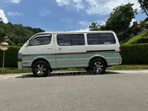 Toyota Dolphin LH102 1991