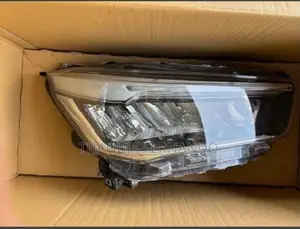 Toyota Raize Head Light