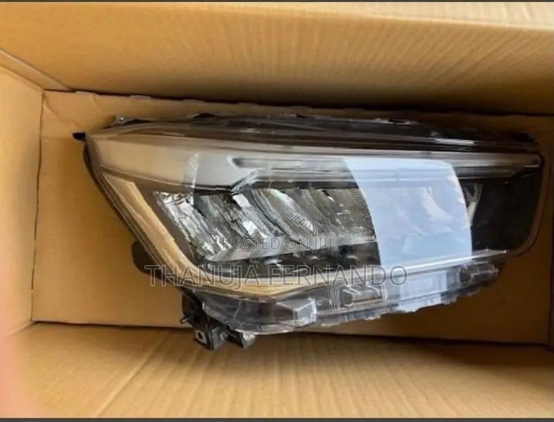 Toyota Raize Head Light