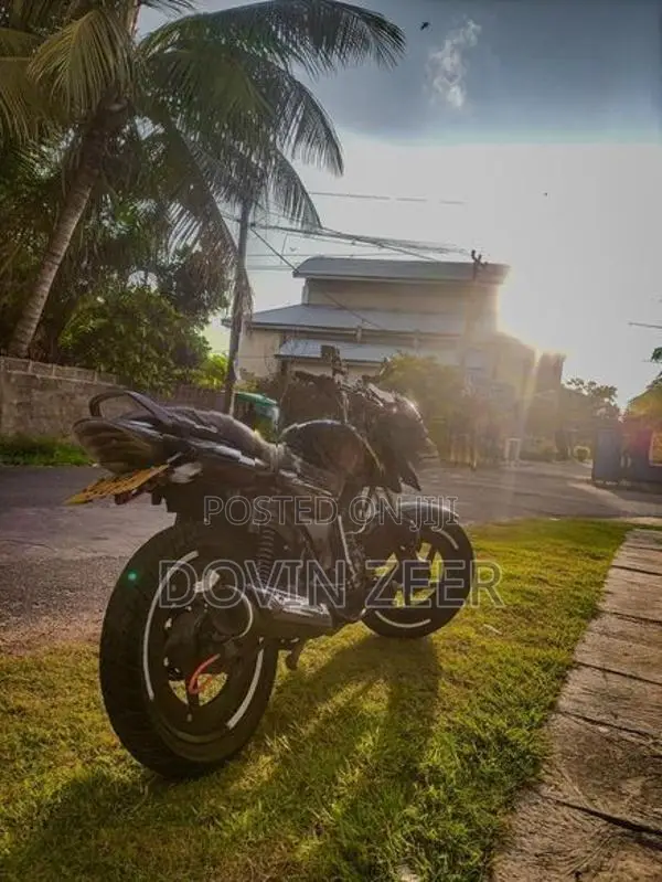 Bajaj Discover 125 2012