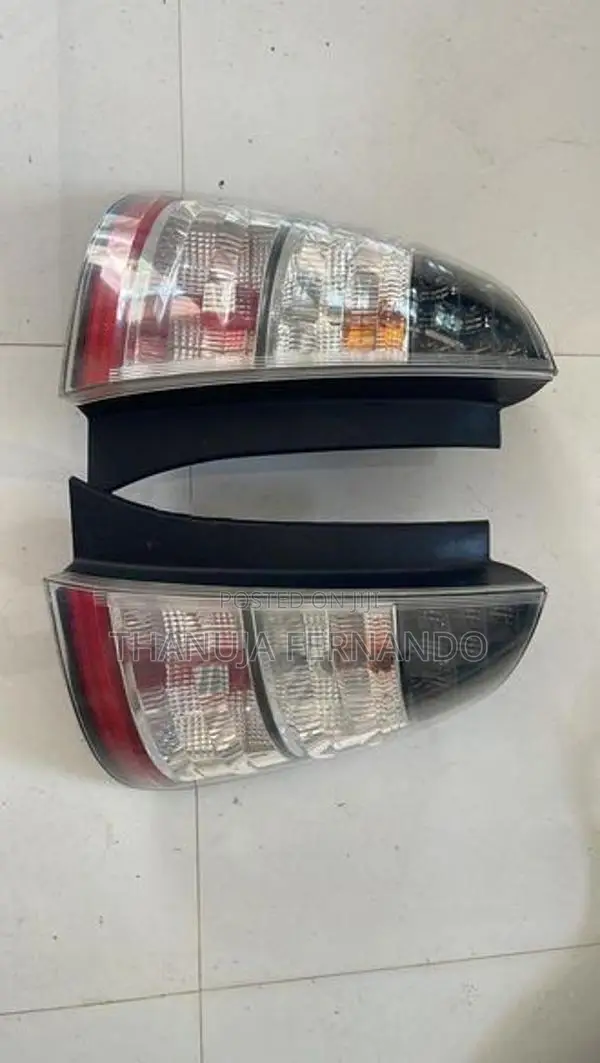 Prius W20 Tail Light