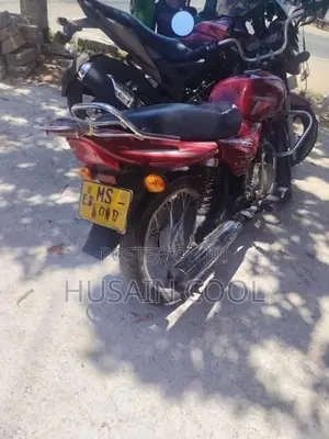 Bajaj CT100 2010