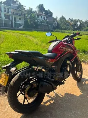 Honda CB Hornet 160R 2019
