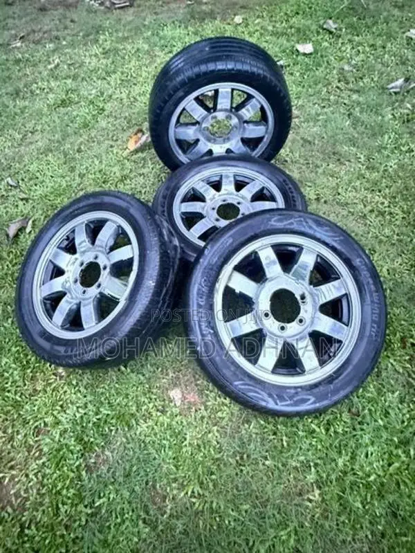 18’ Alloy Wheels with Tyres