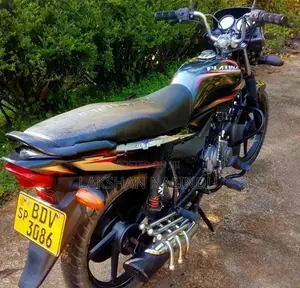 Bajaj Platina 100 2016