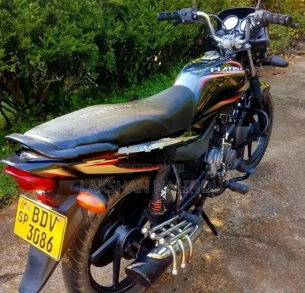 Bajaj Platina 100 2016