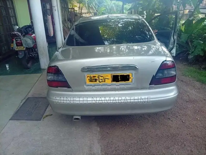 Daewoo Leganza 2001