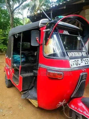 Bajaj RE 2005