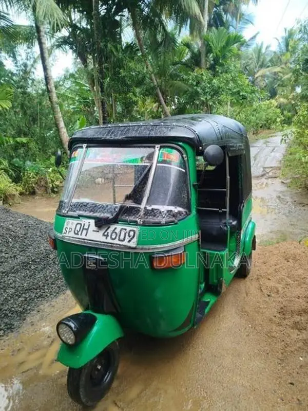 Bajaj RE 2006