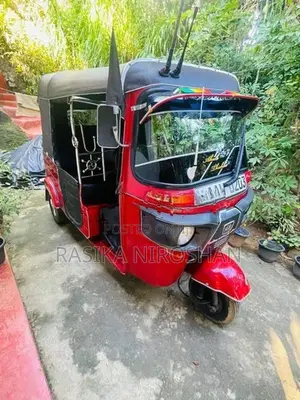 Bajaj RE Three Wheeler 2014