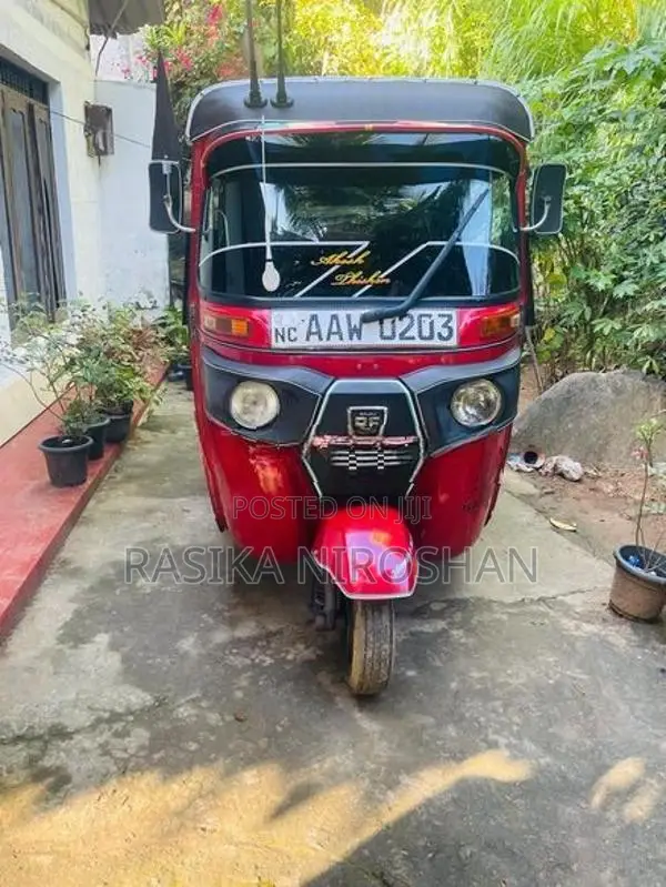 Bajaj RE Three Wheeler 2014