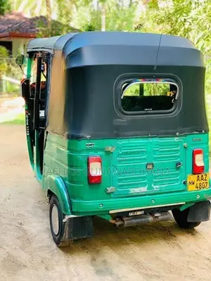 Bajaj RE Three Wheeler 2015
