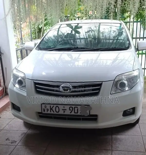 Toyota Axio 2010