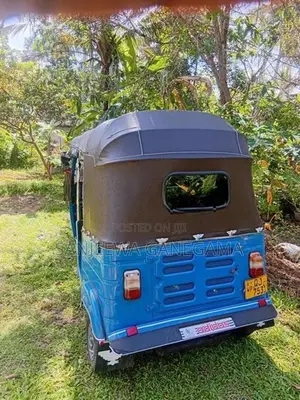 Bajaj RE 2007