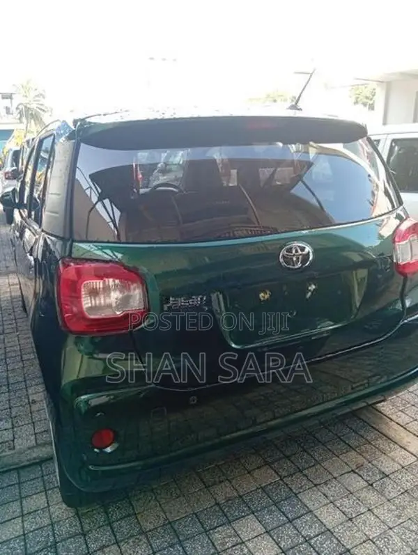 Toyota Passo x 2024