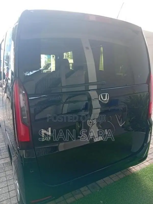 Honda N-Box 2024