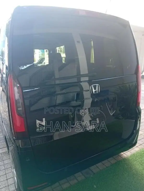 Honda N-Box 2024