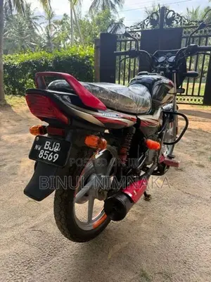 Bajaj CT100 ES 2025