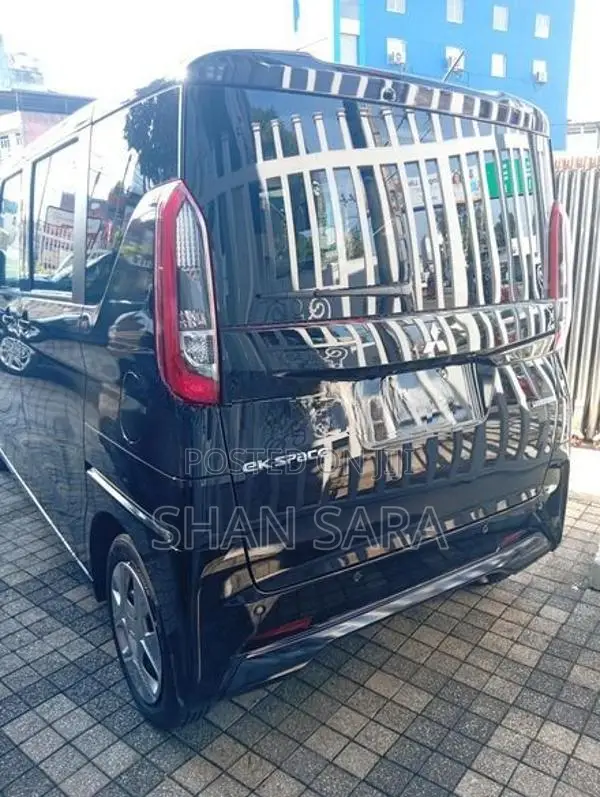 Mitsubishi eK Space X 2024