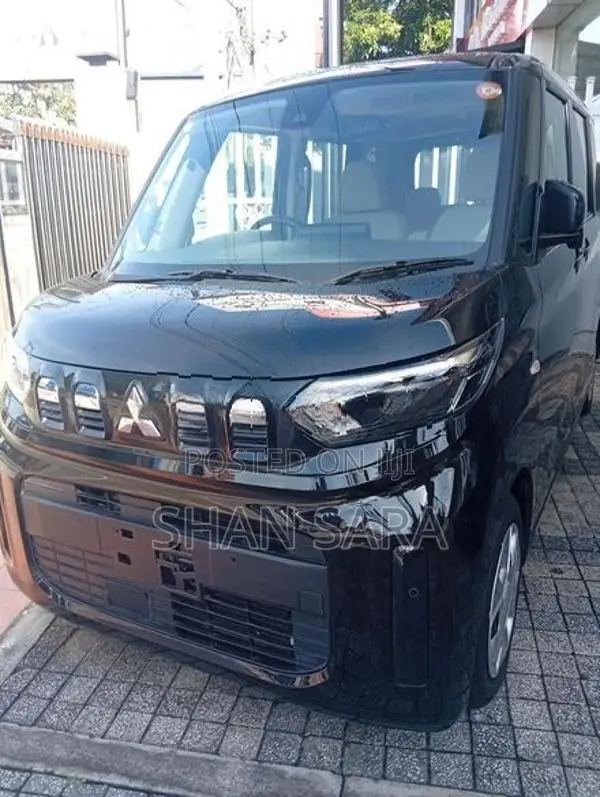 Mitsubishi eK Space X 2024