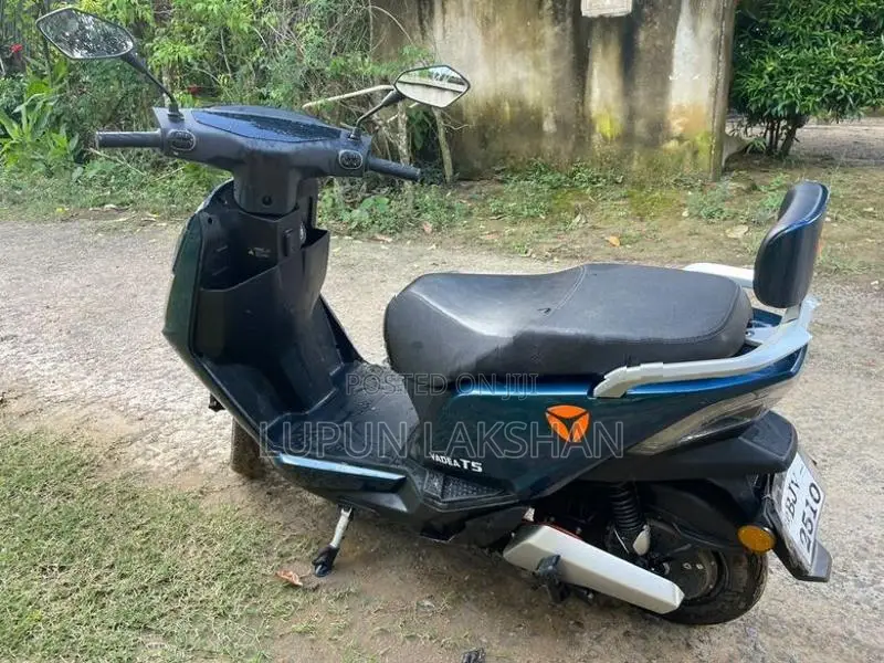 Yadea T5 2025