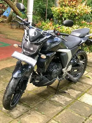 Yamaha FZs V2 2017