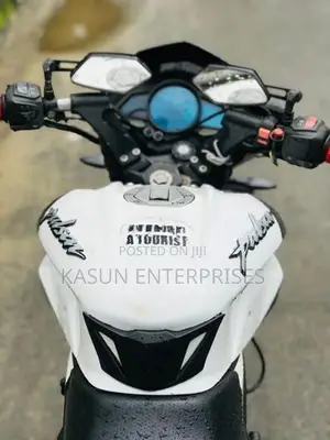 Bajaj Pulsar NS160 2018