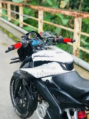 Bajaj Pulsar NS160 2018