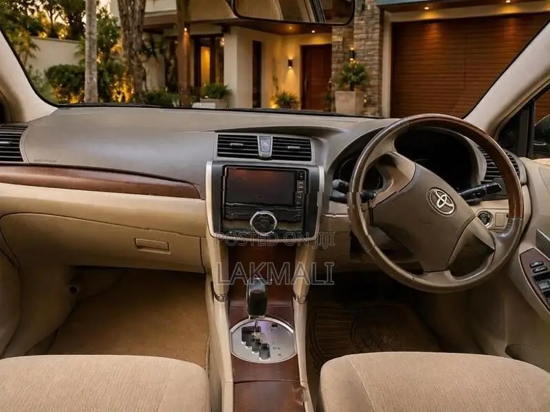 Toyota Allion 2013