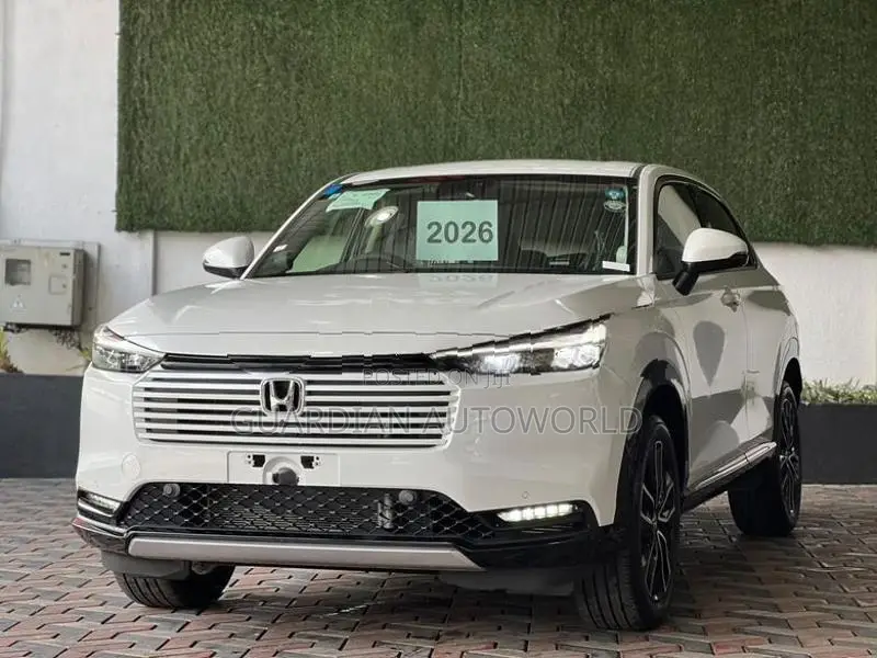 Honda Vezel z premium 2026