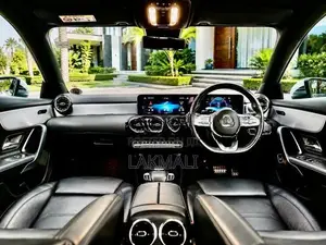 Mercedes Benz CLA 180 AMG Line 2020